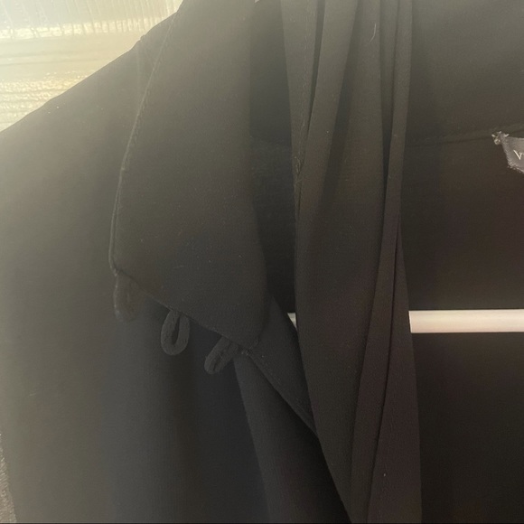 Black Vince Camuto Sleeveless Blouse with Attached Neck Accent - Picture 3 of 8